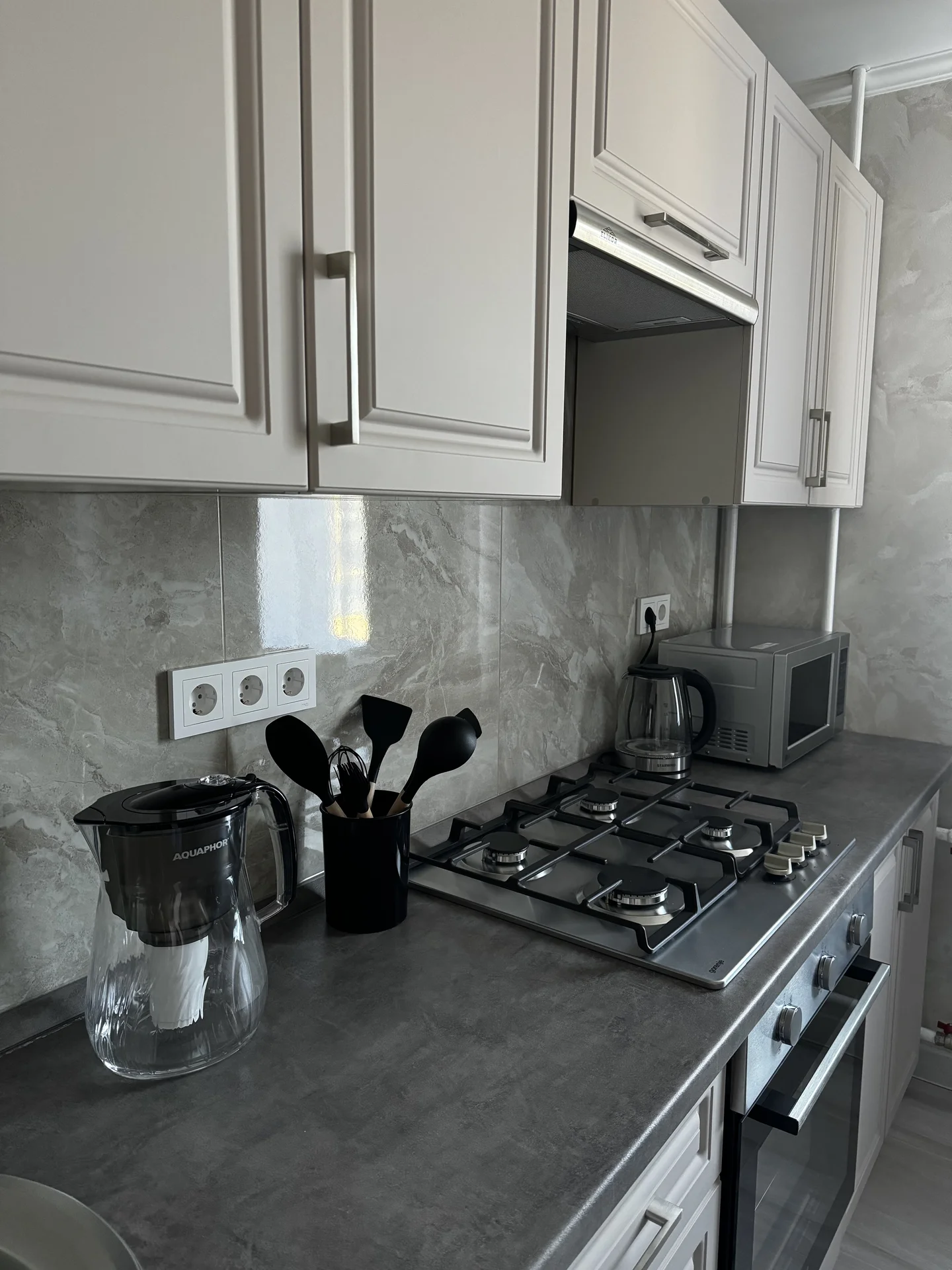2-комнатная квартира, 50 м², посуточно от 3 суток - миниатюра 4
