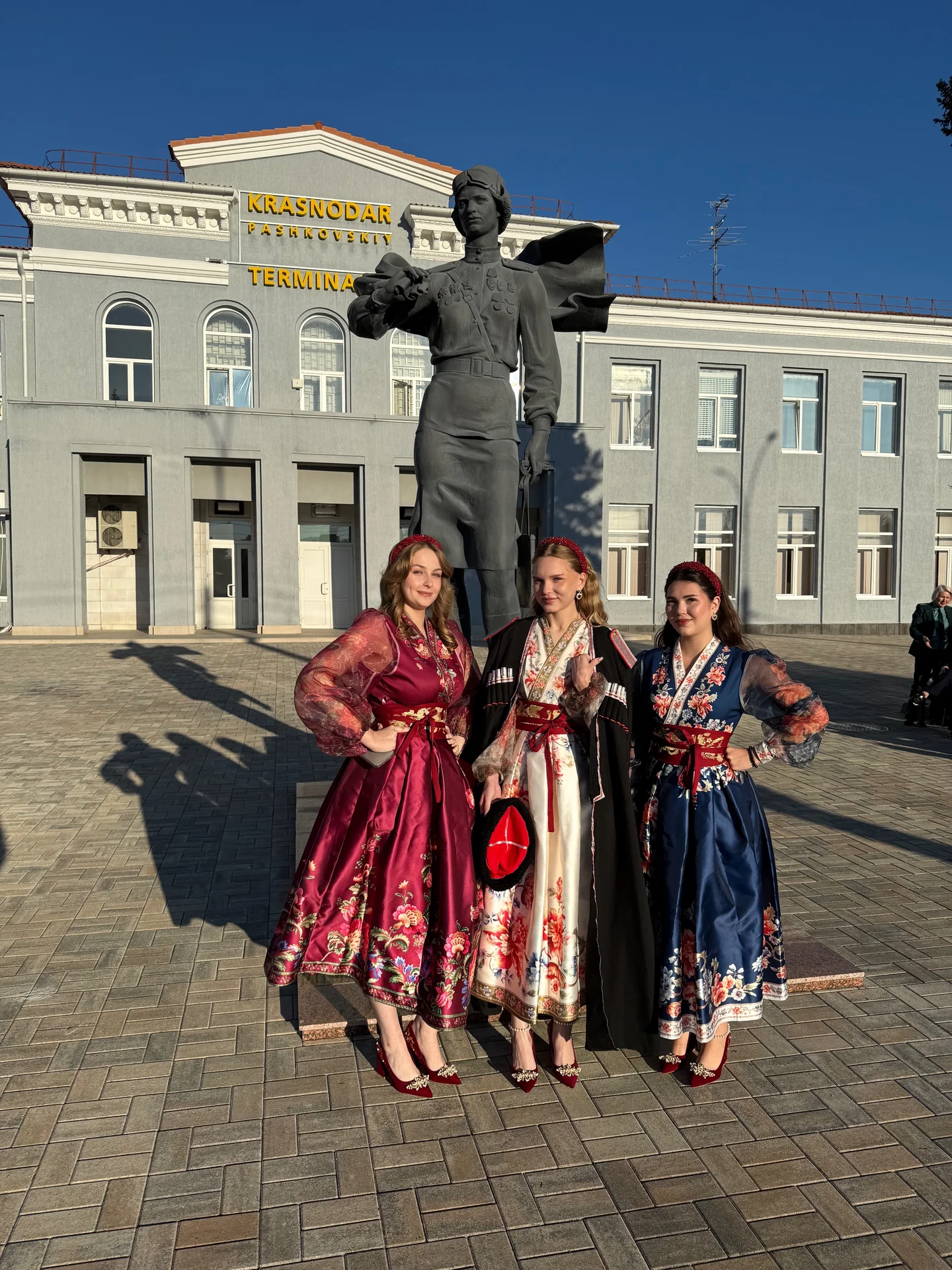 Казачий ансамбль, хор, артисты на праздник - миниатюра 6