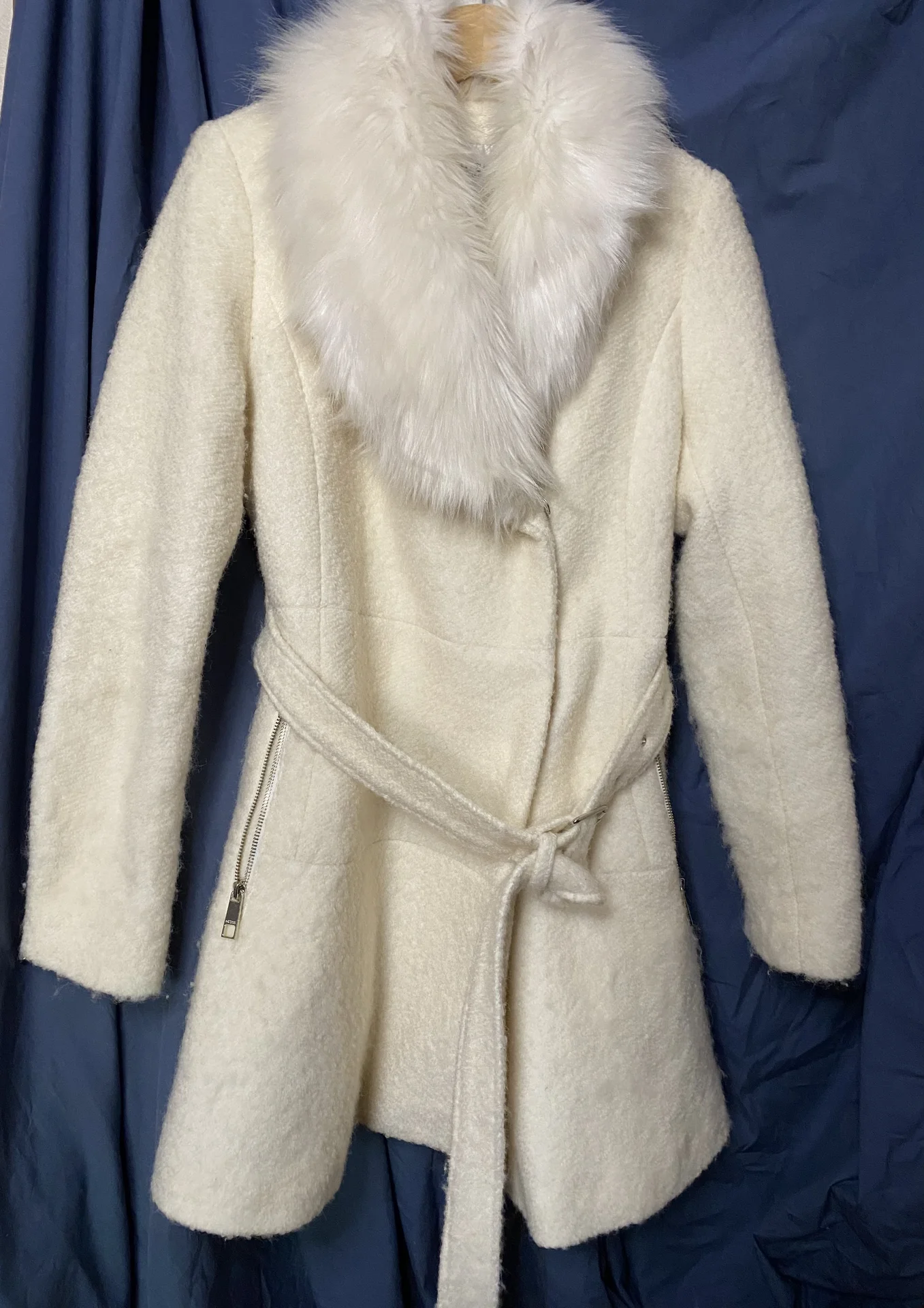Пальто Guess белое оригинал XS (42) - миниатюра 2