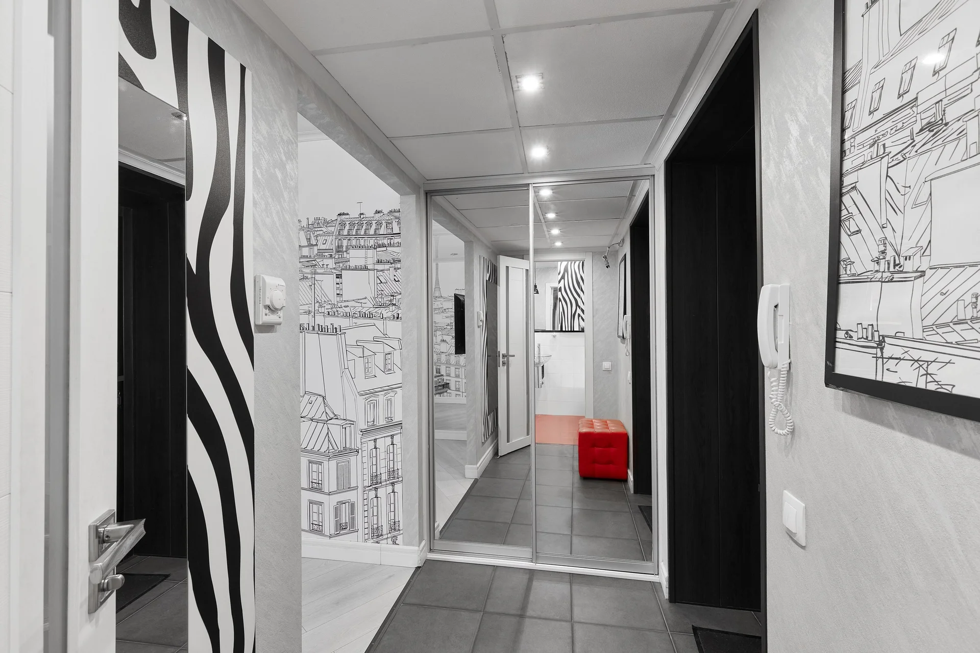 Квартира-студия, 30 м², 2 кровати - миниатюра 8