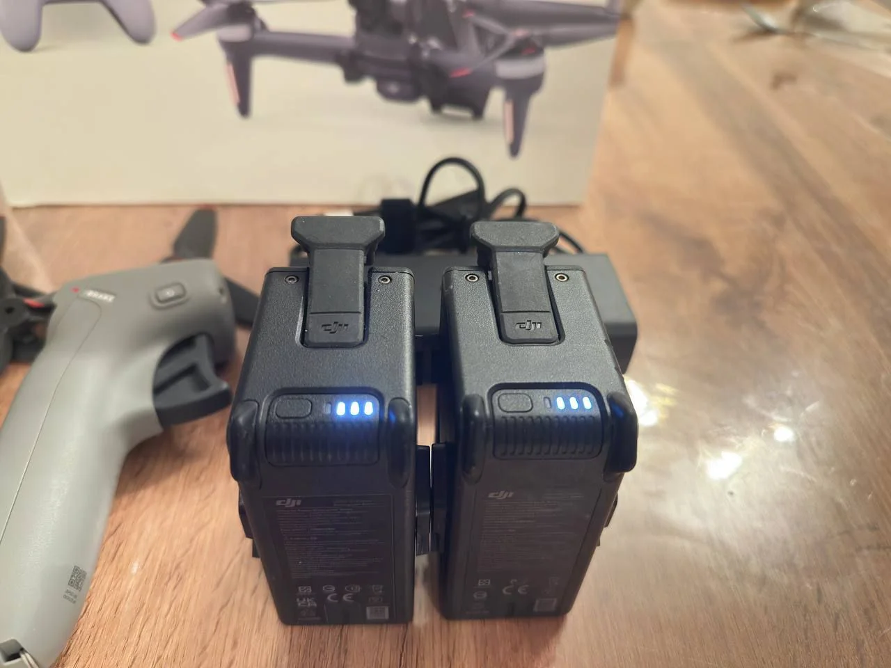 Dji fpv акб, зарядка, moution controller - миниатюра 2