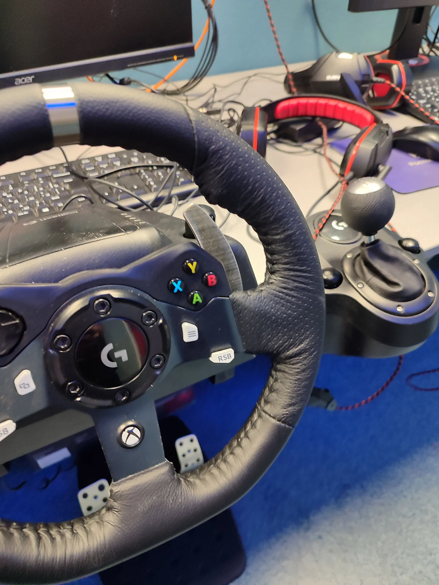 Logitech g29 с педальным узлом + кпп пробег 60 час - миниатюра 4