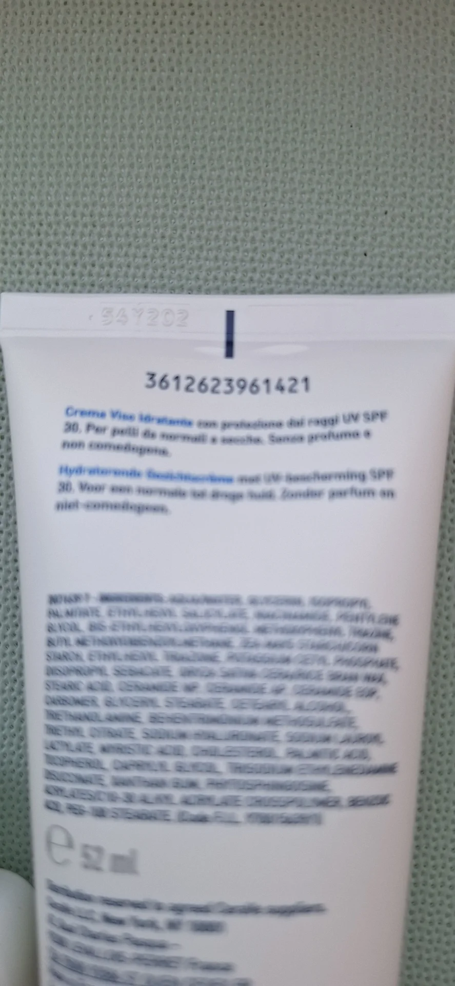 CeraVe солнцезащитный крем SPF30 - миниатюра 4