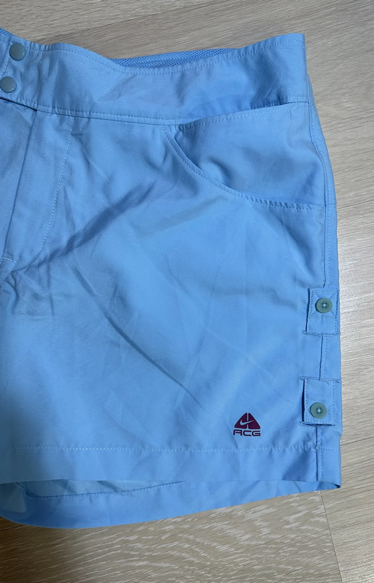 Женские шорты Nike ACG Vintage 36 - миниатюра 4