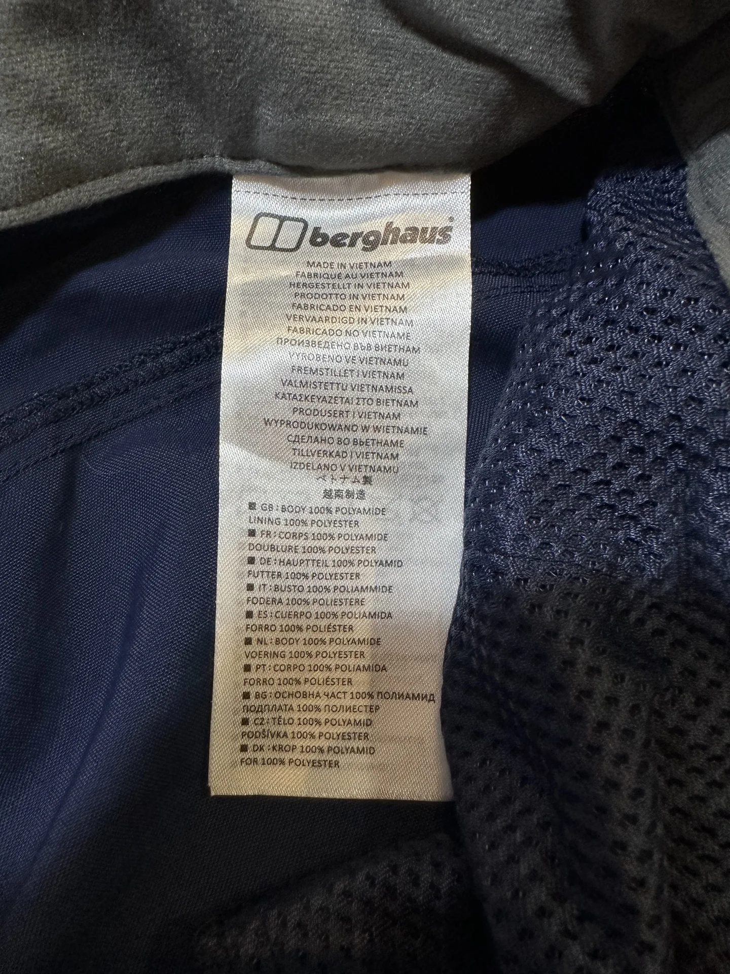 Туристические мужские шорты Berghaus 34 - миниатюра 9