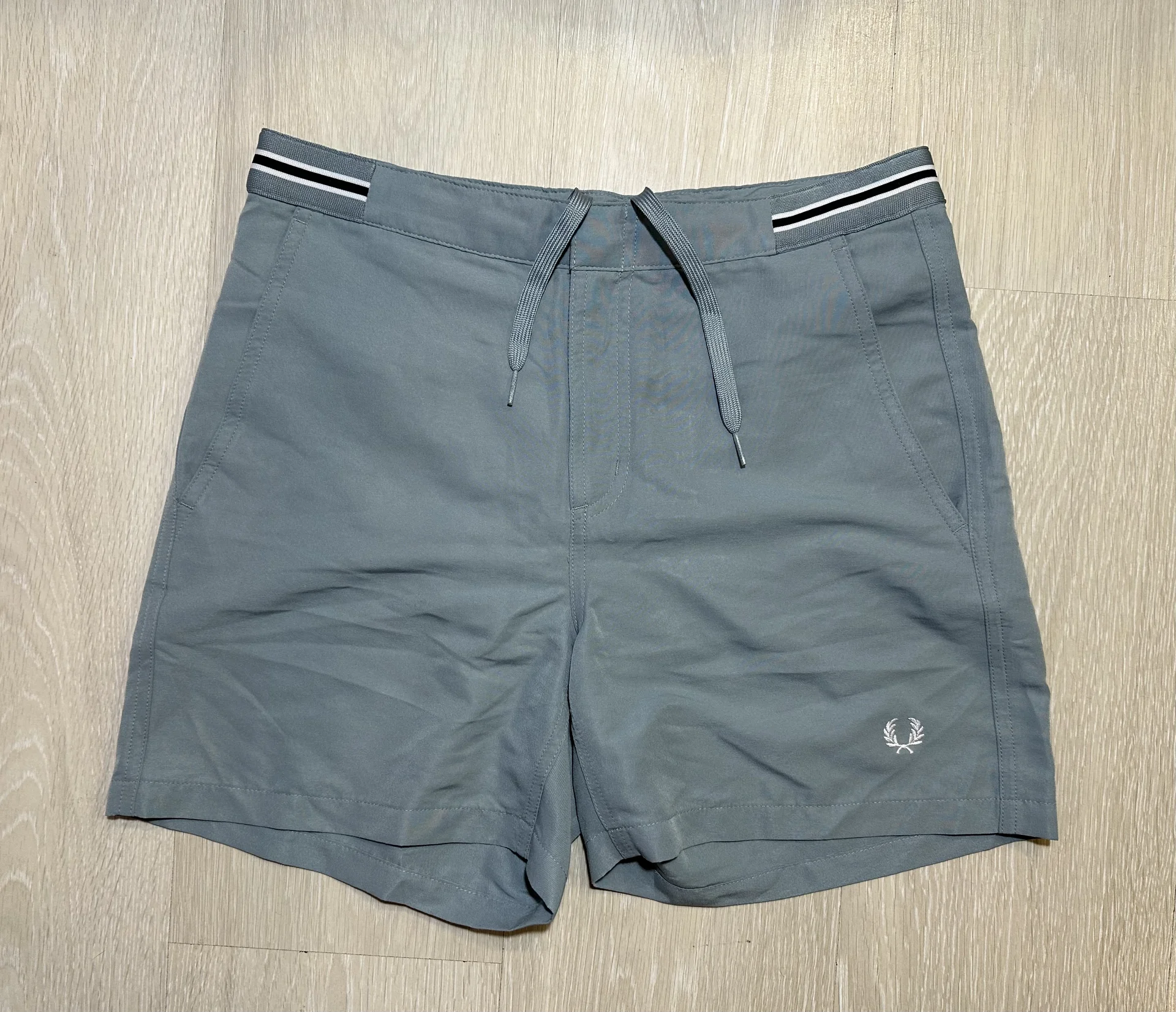 Шорты Fred Perry XS - изображение 1