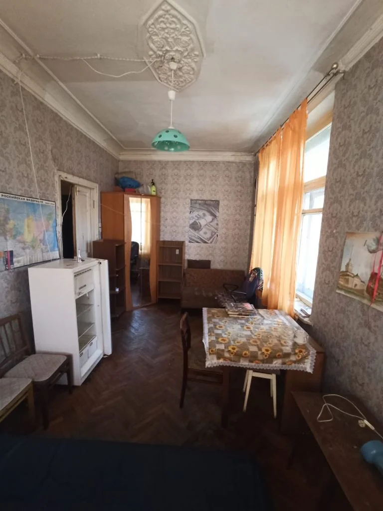 Комната в малонаселенной квартире - изображение 1