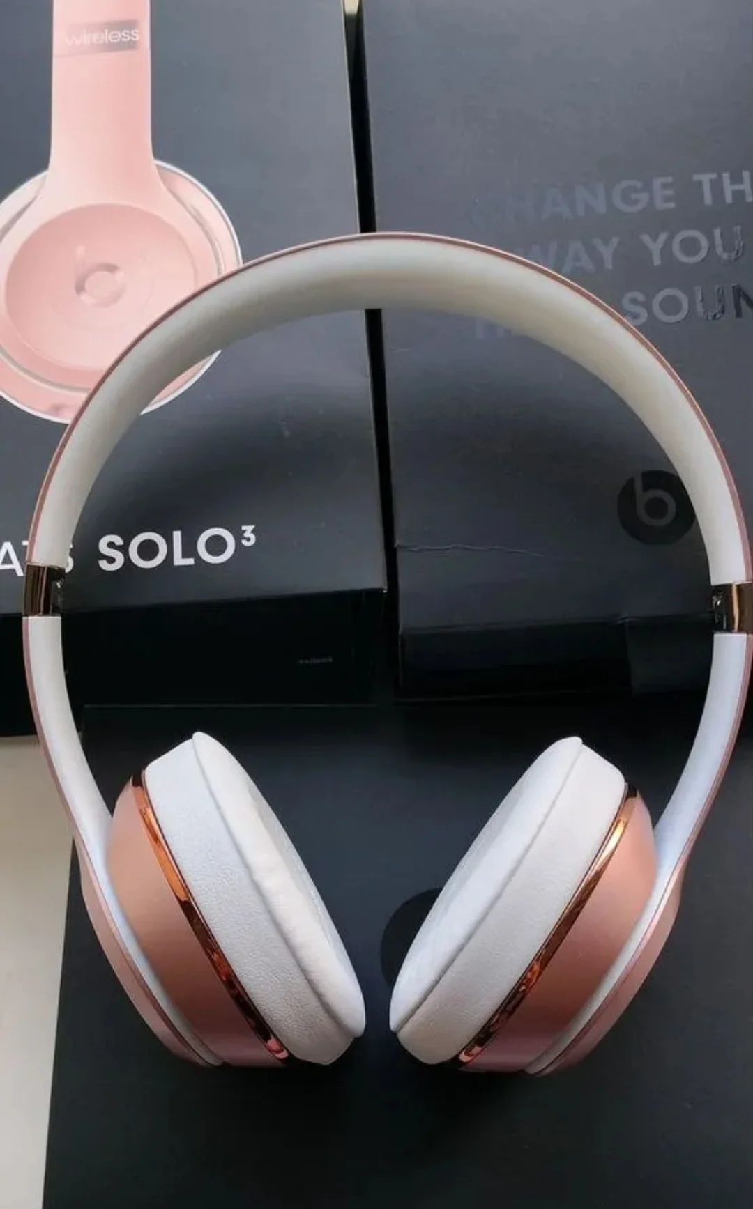 Наушники беспроводные Beats Solo 3 - миниатюра 3