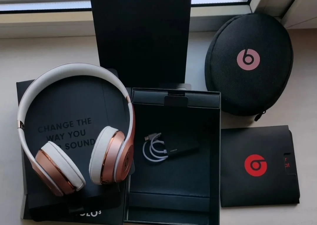 Наушники беспроводные Beats Solo 3 - миниатюра 4