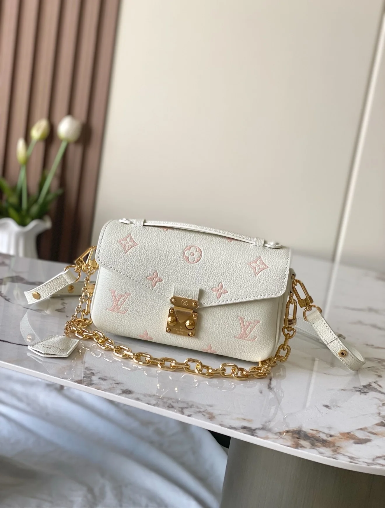 Сумка Louis Vuitton Pochette Metis - миниатюра 2