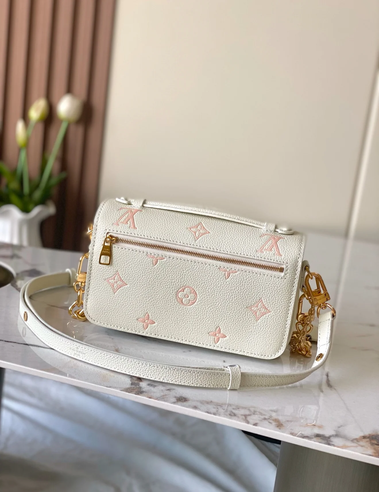 Сумка Louis Vuitton Pochette Metis - миниатюра 3