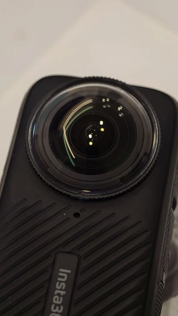 Insta360 x4 + доп. аккумулятор - миниатюра 4