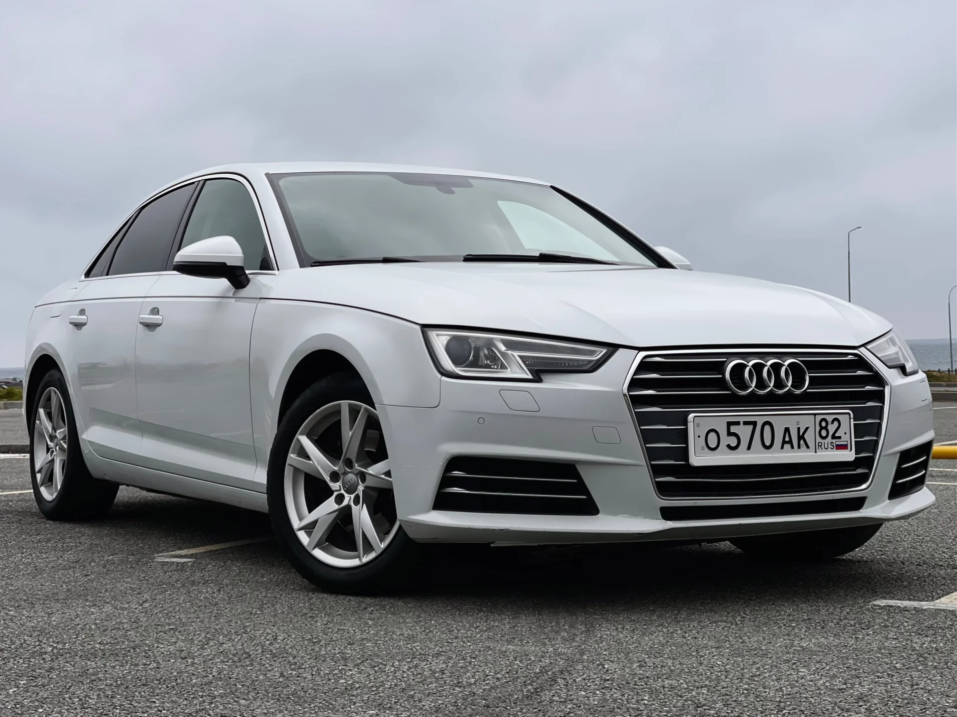 Audi A4, 2015 - изображение 1