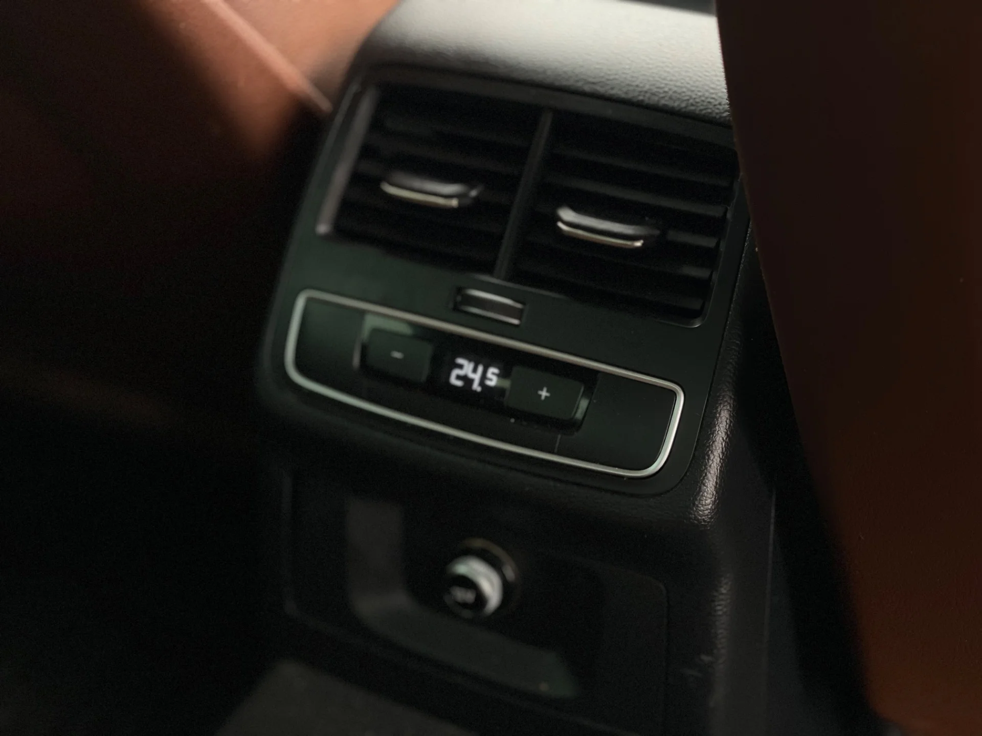 Audi A4, 2015 - миниатюра 14