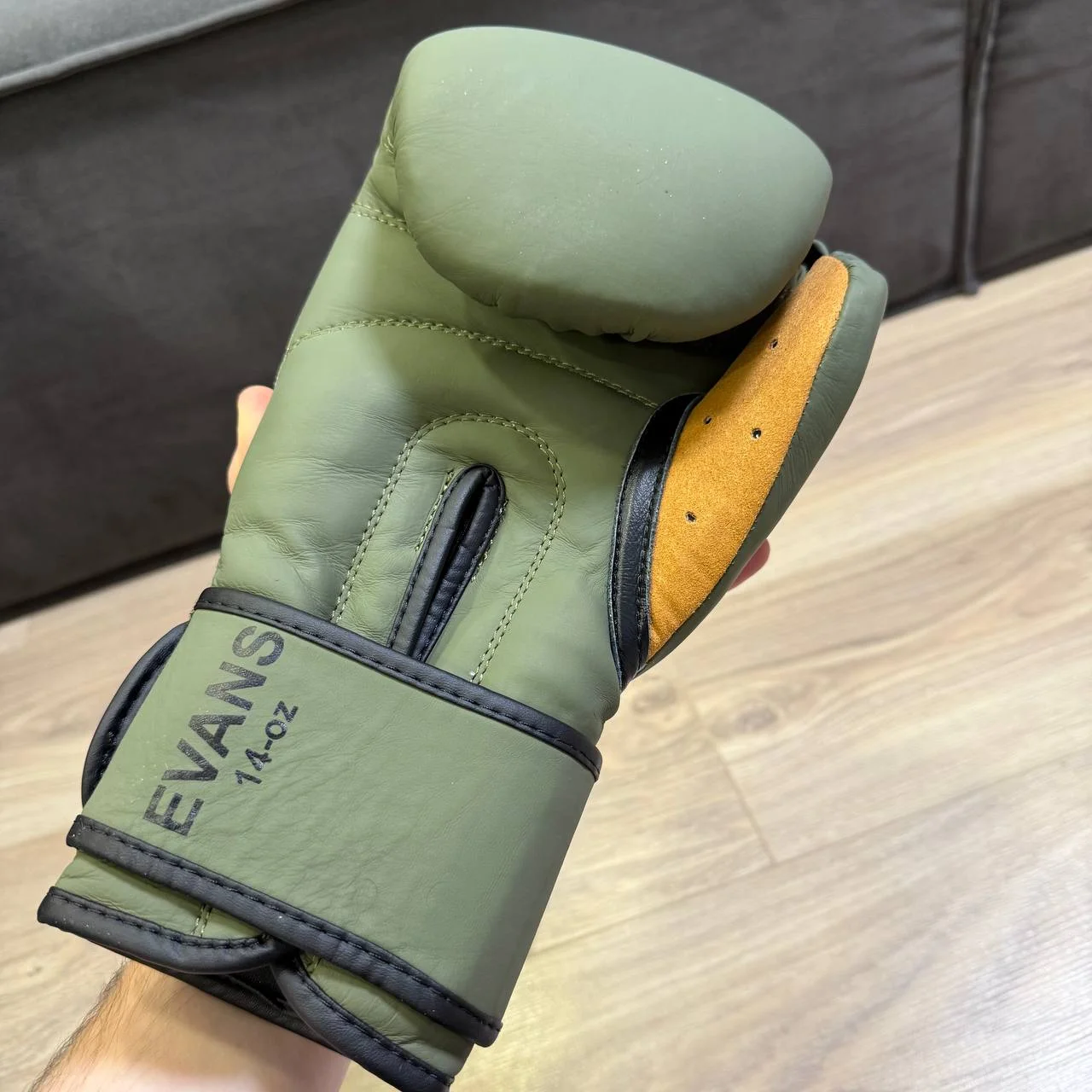 Перчатки боксерские 14oz Benlee Evans Оригинал - миниатюра 4