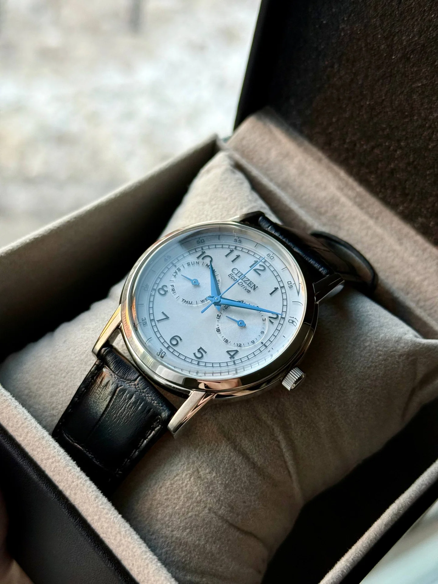 Мужские часы Citizen AO9000-06B оригинал - изображение 1