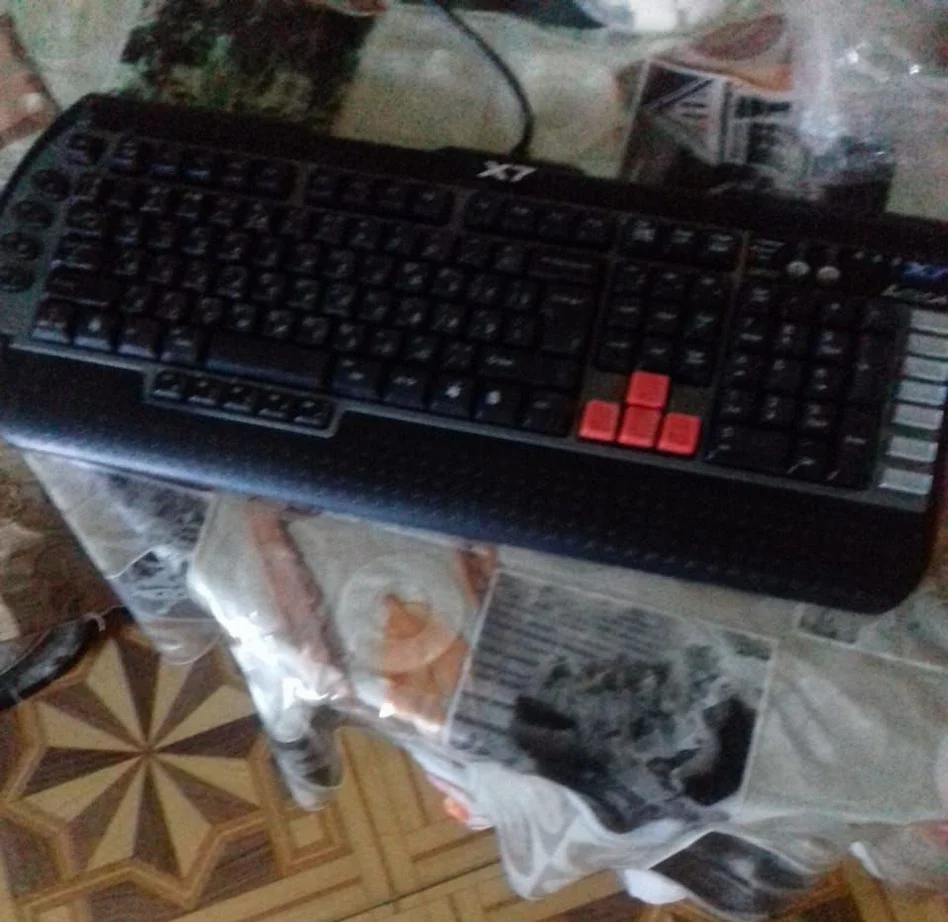 Игровая клавиатура А4тесн G800MU - изображение 1