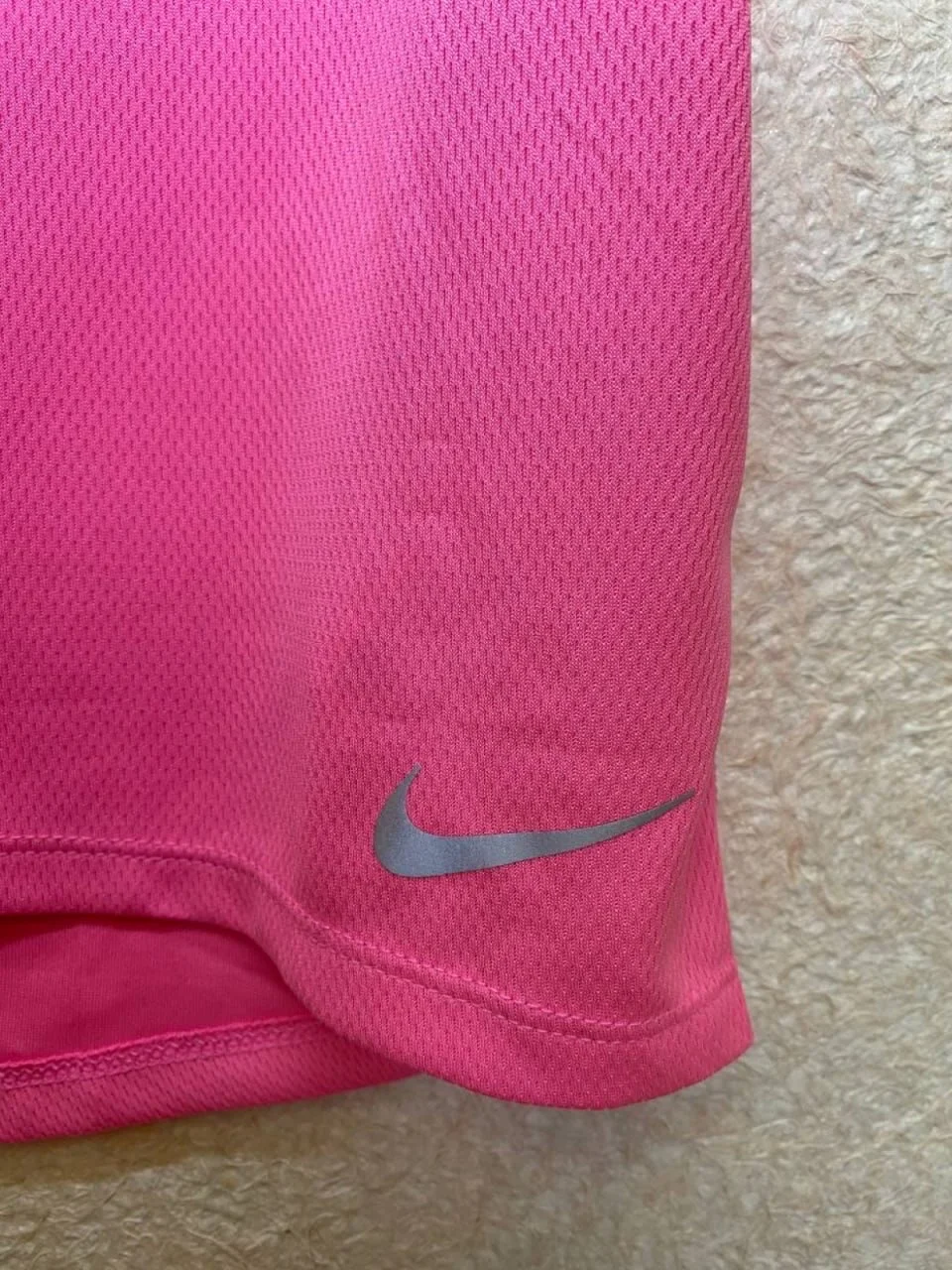 Женская футболка Nike - миниатюра 4