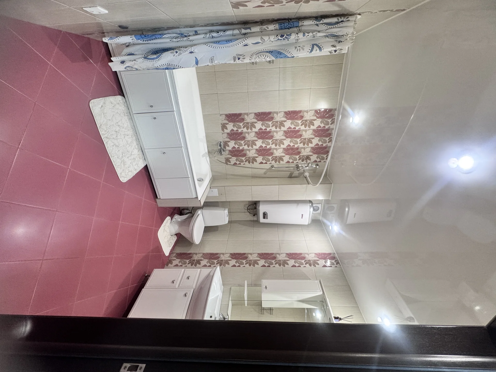Продам 2к квартиру в тихом центре - миниатюра 3