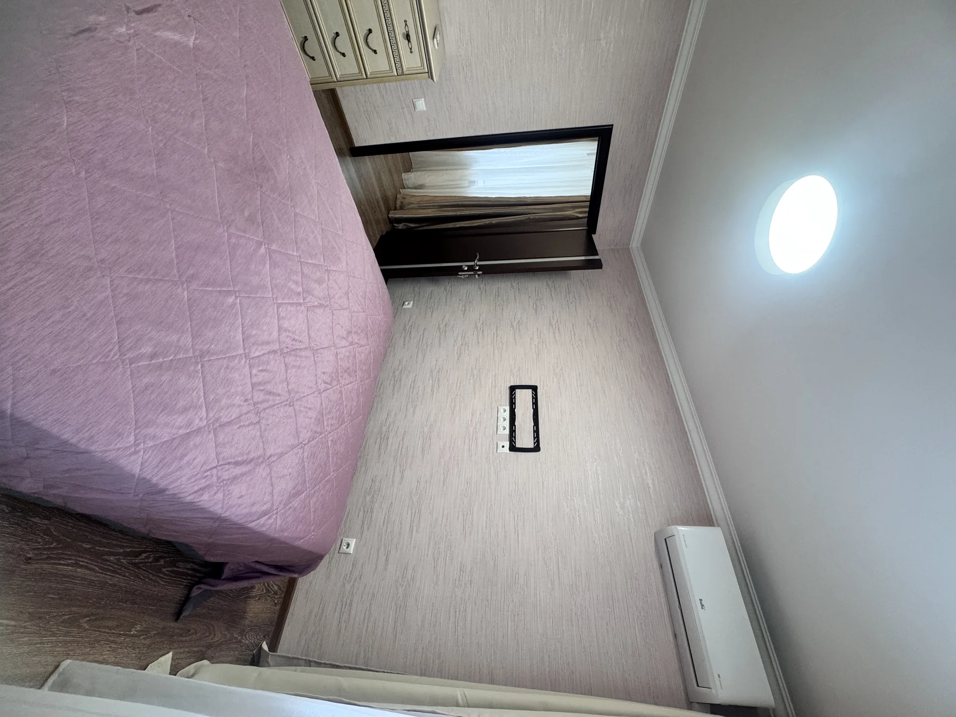 Продам 2к квартиру в тихом центре - миниатюра 8