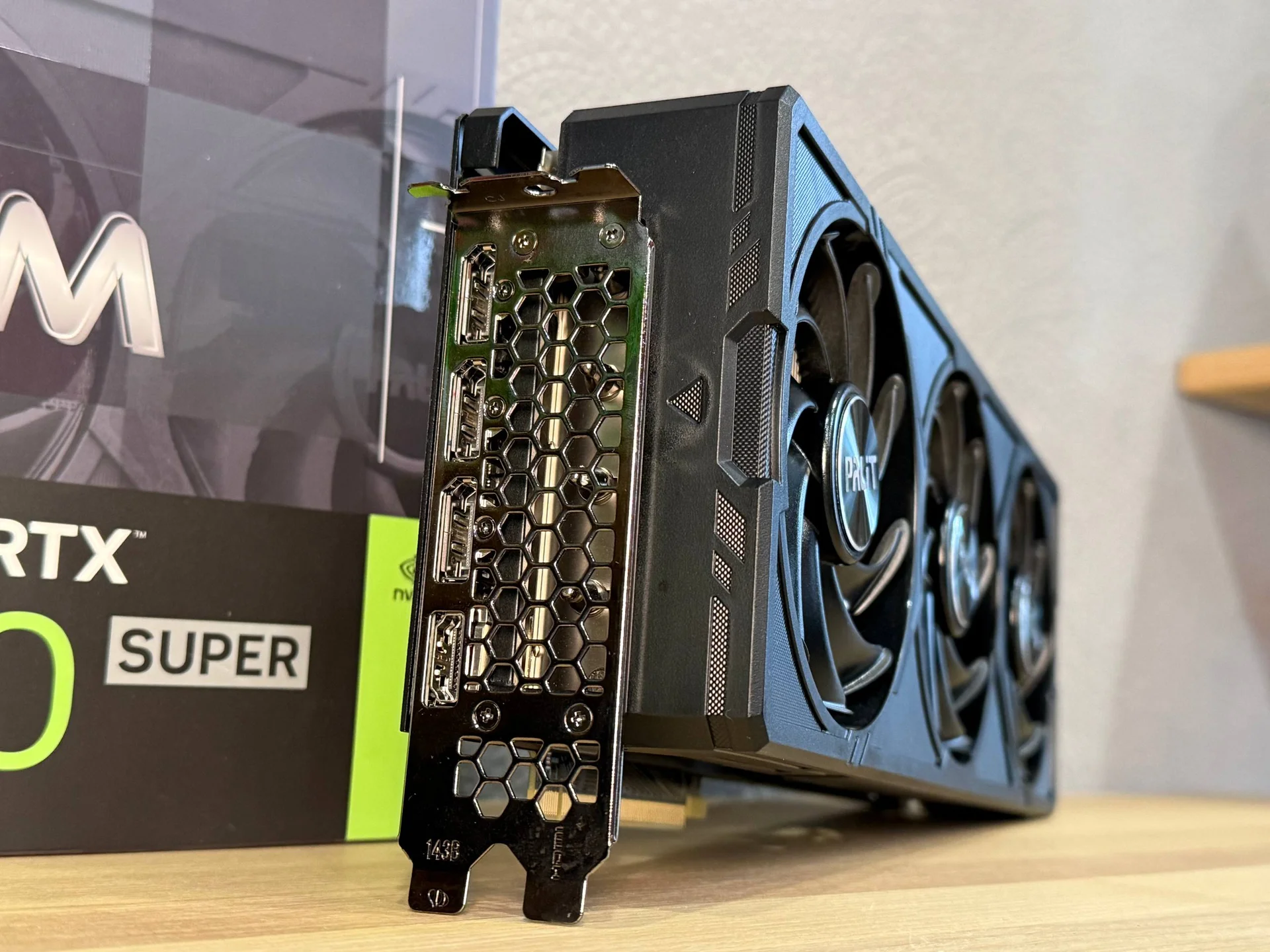 Видеокарта RTX 4070 super 12GB palit jetstream OC - миниатюра 5