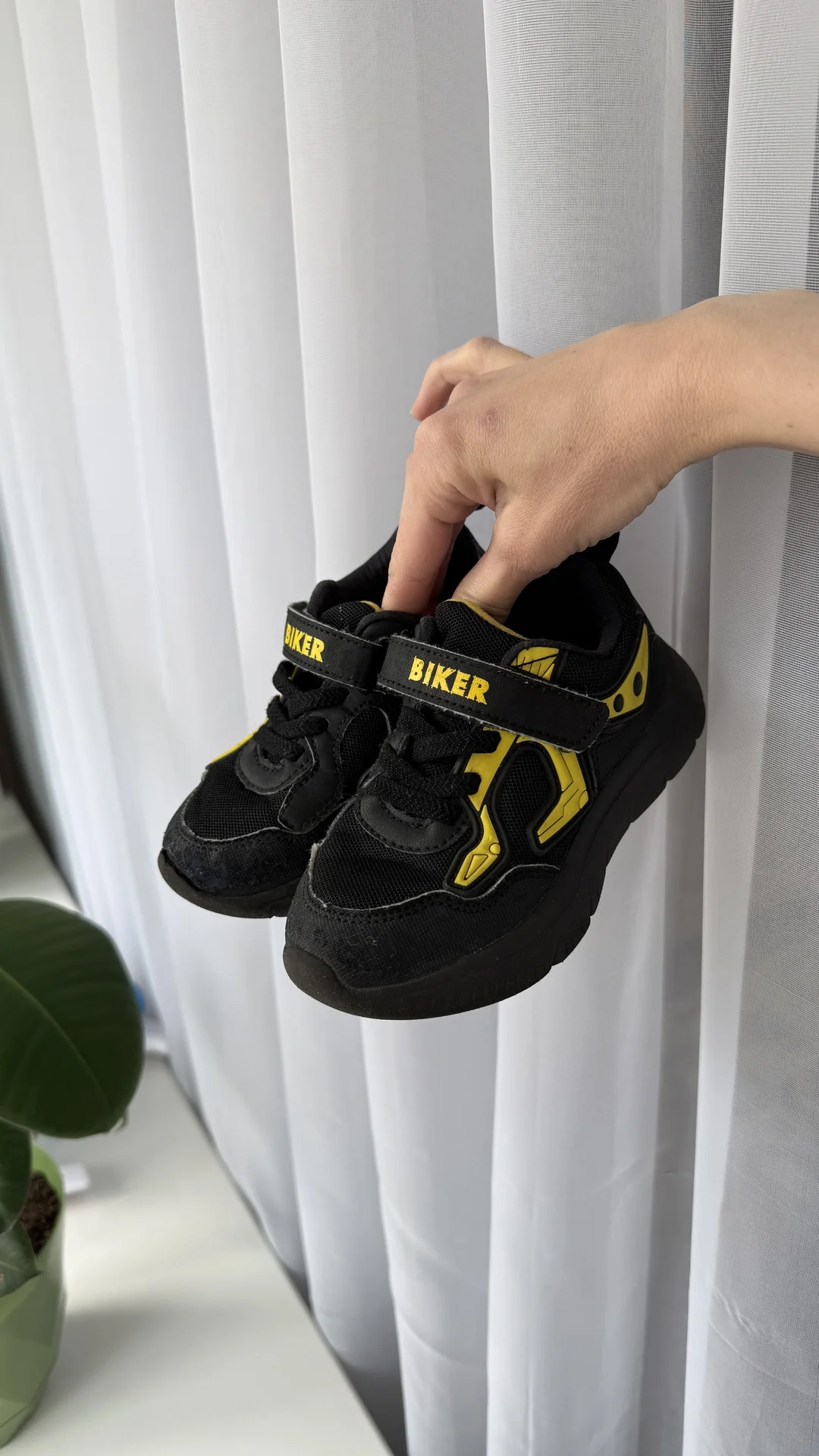 Кроссовки детские 26р Biker - изображение 1