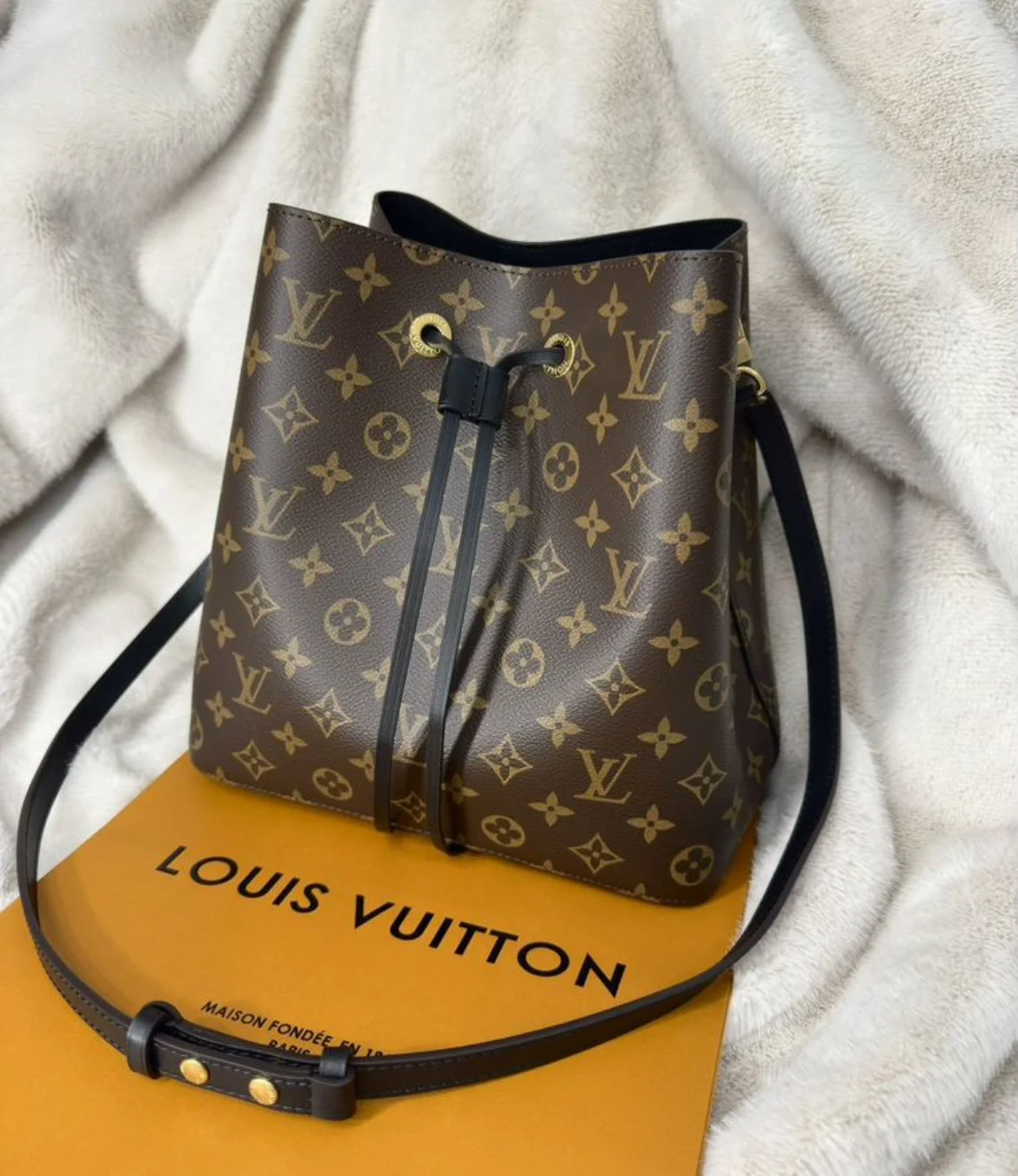 сумка Louis Vuitton - миниатюра 3