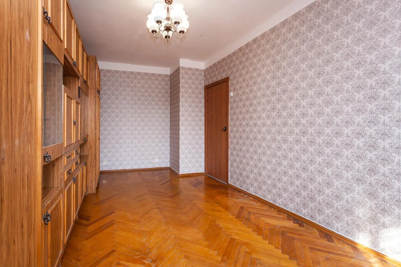 Продаю 3-к квартиру - миниатюра 10