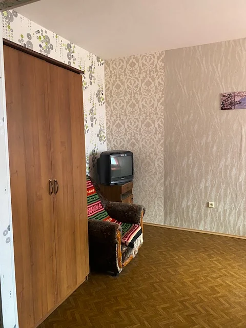 Квартира посуточно часы недели - миниатюра 4