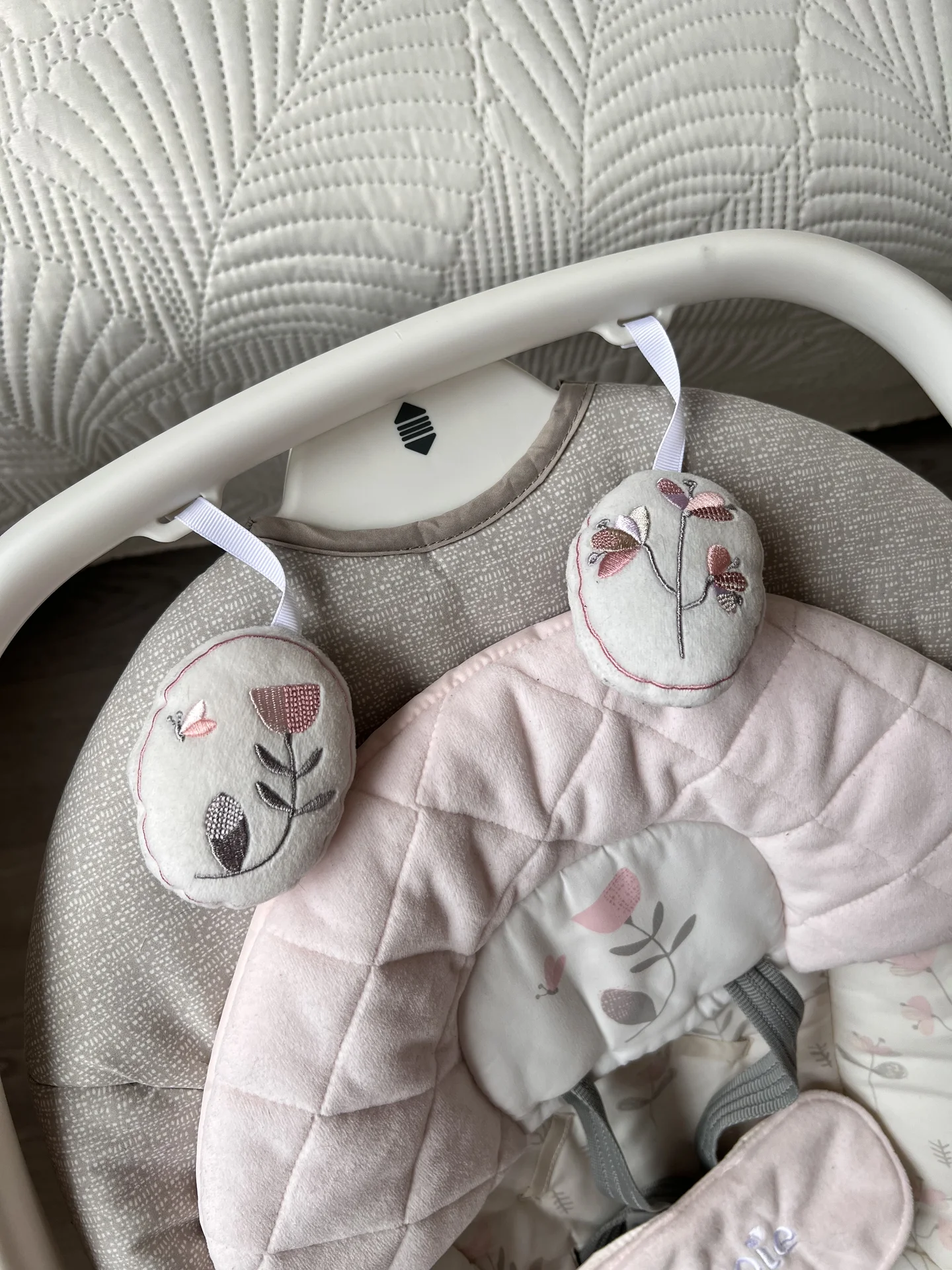 Качели шезлонг Joie для новорожденных - миниатюра 6