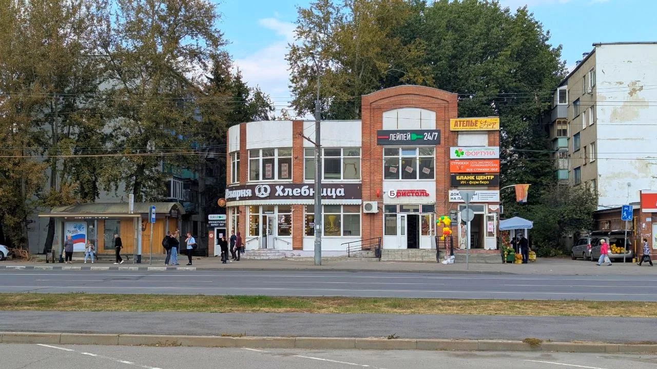 Помещение напротив Филармонии - миниатюра 19