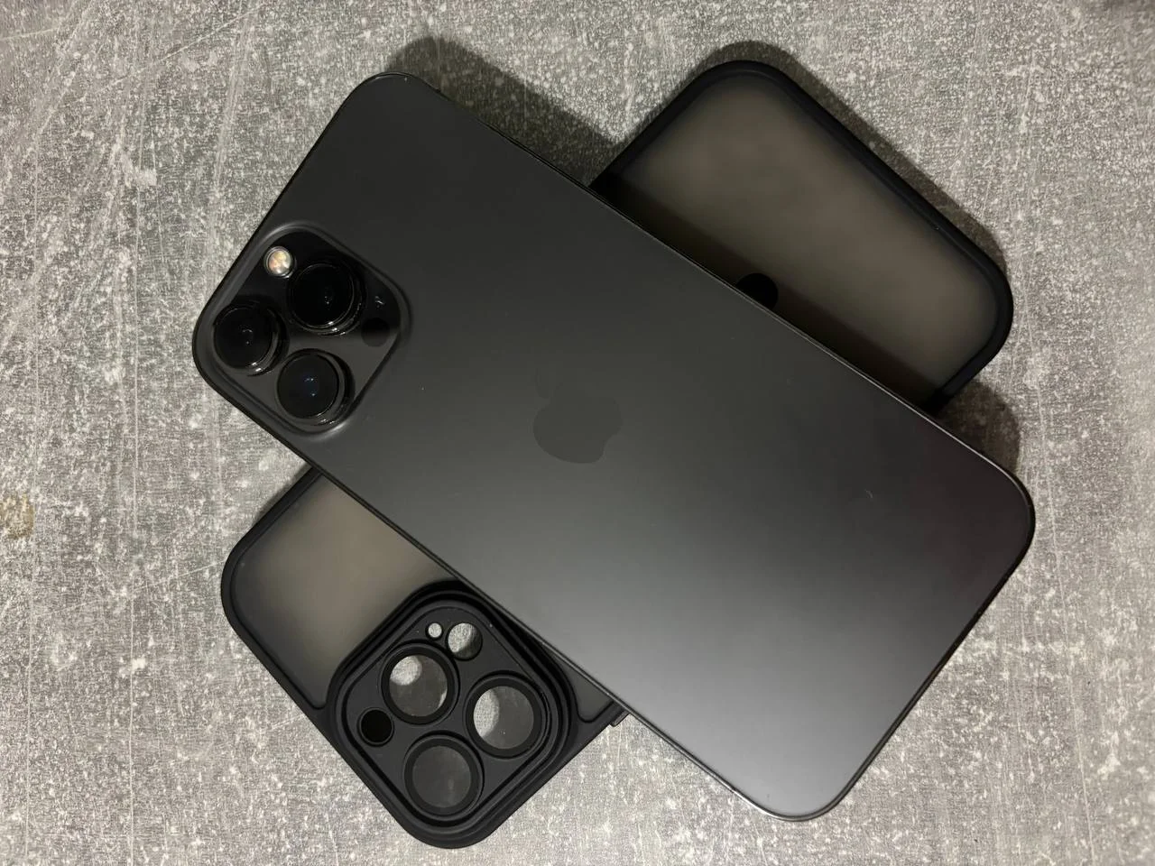 iPhone 13 Pro Max 256gb - изображение 1