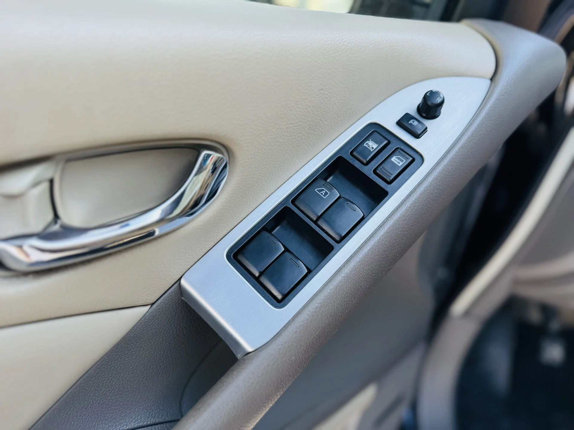Nissan murano 2011 - миниатюра 9