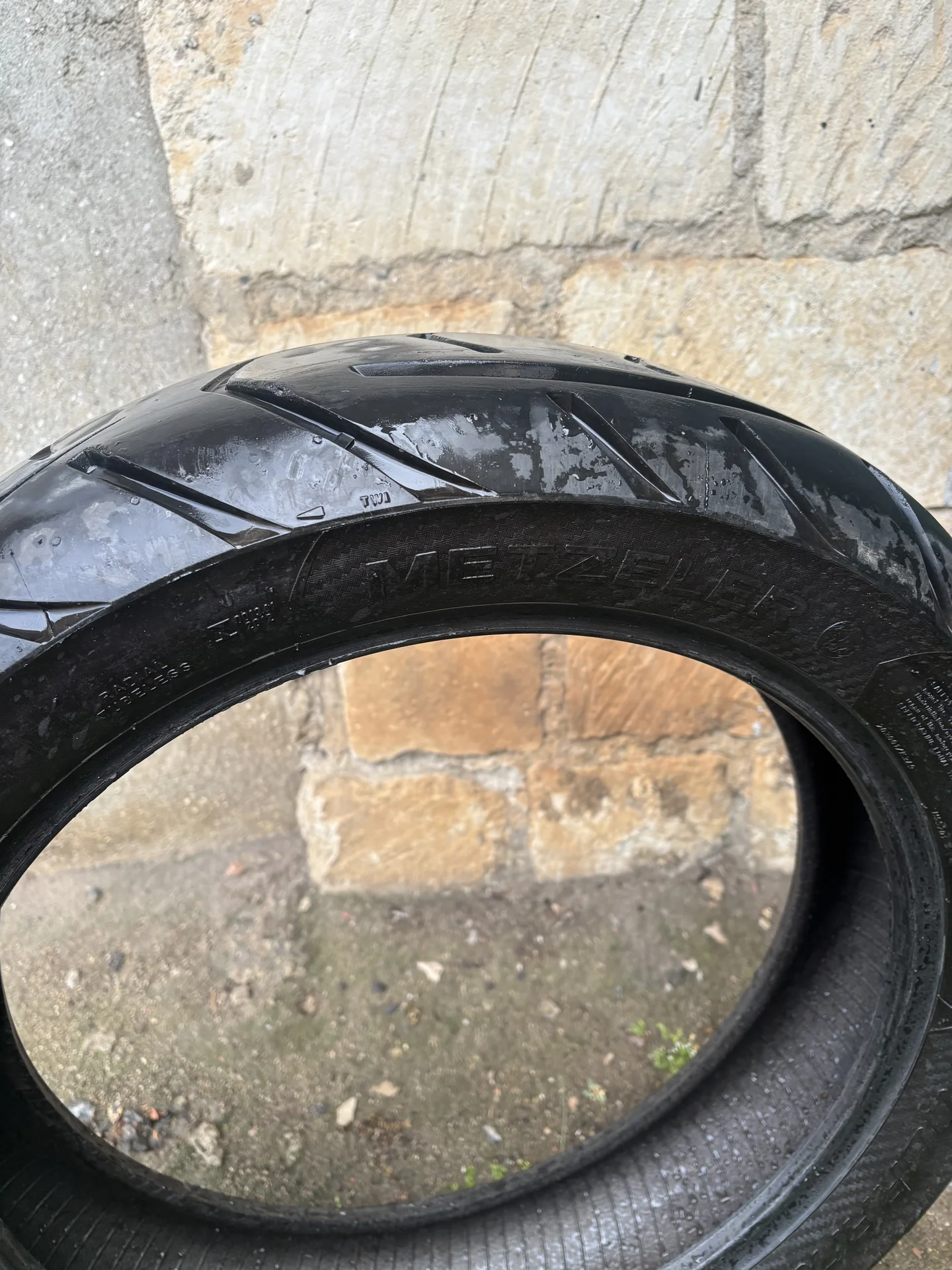 Шина 150/70R17 - миниатюра 3