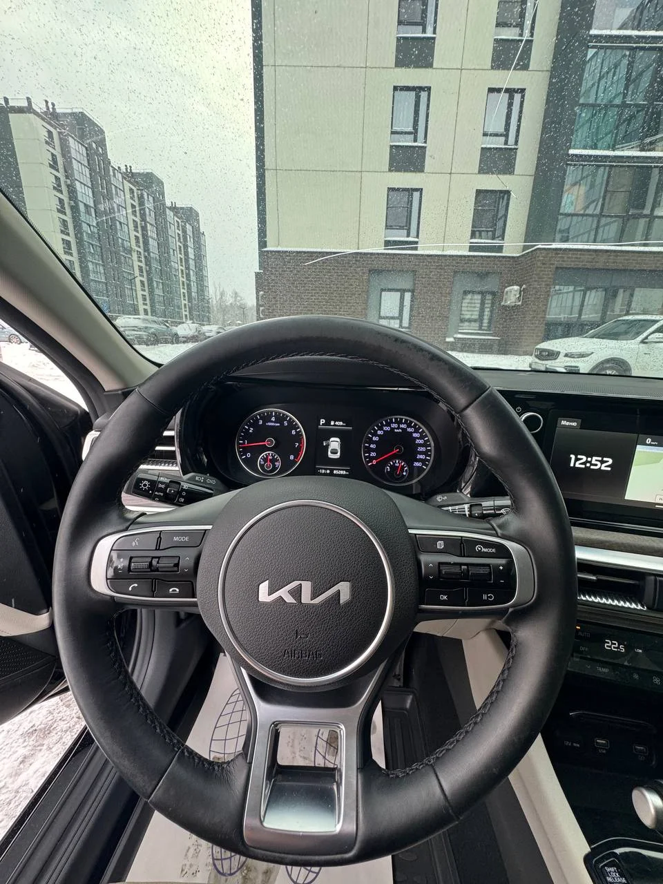 Kia K5 2022 - миниатюра 10