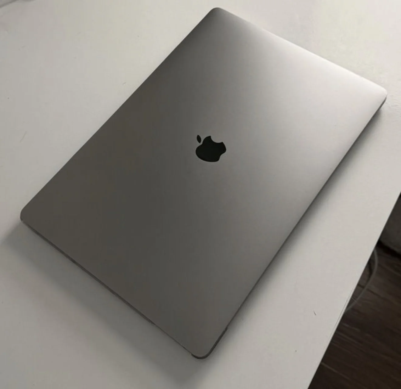 Macbook pro 16 2019 i7 32 gb 512 gb - миниатюра 2