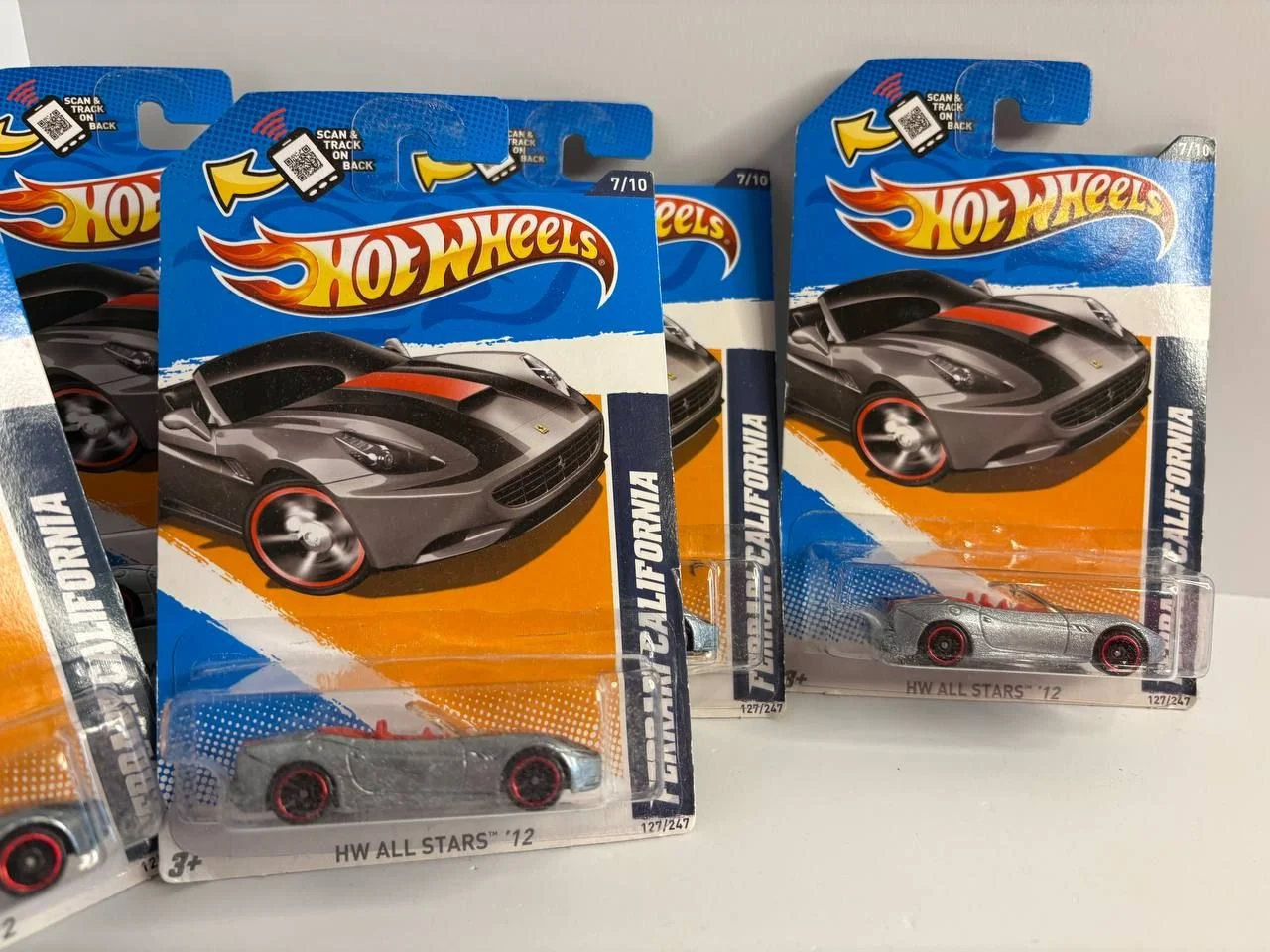 коллекционный автомобиль Hot Wheels — Ferrari Cali - миниатюра 2