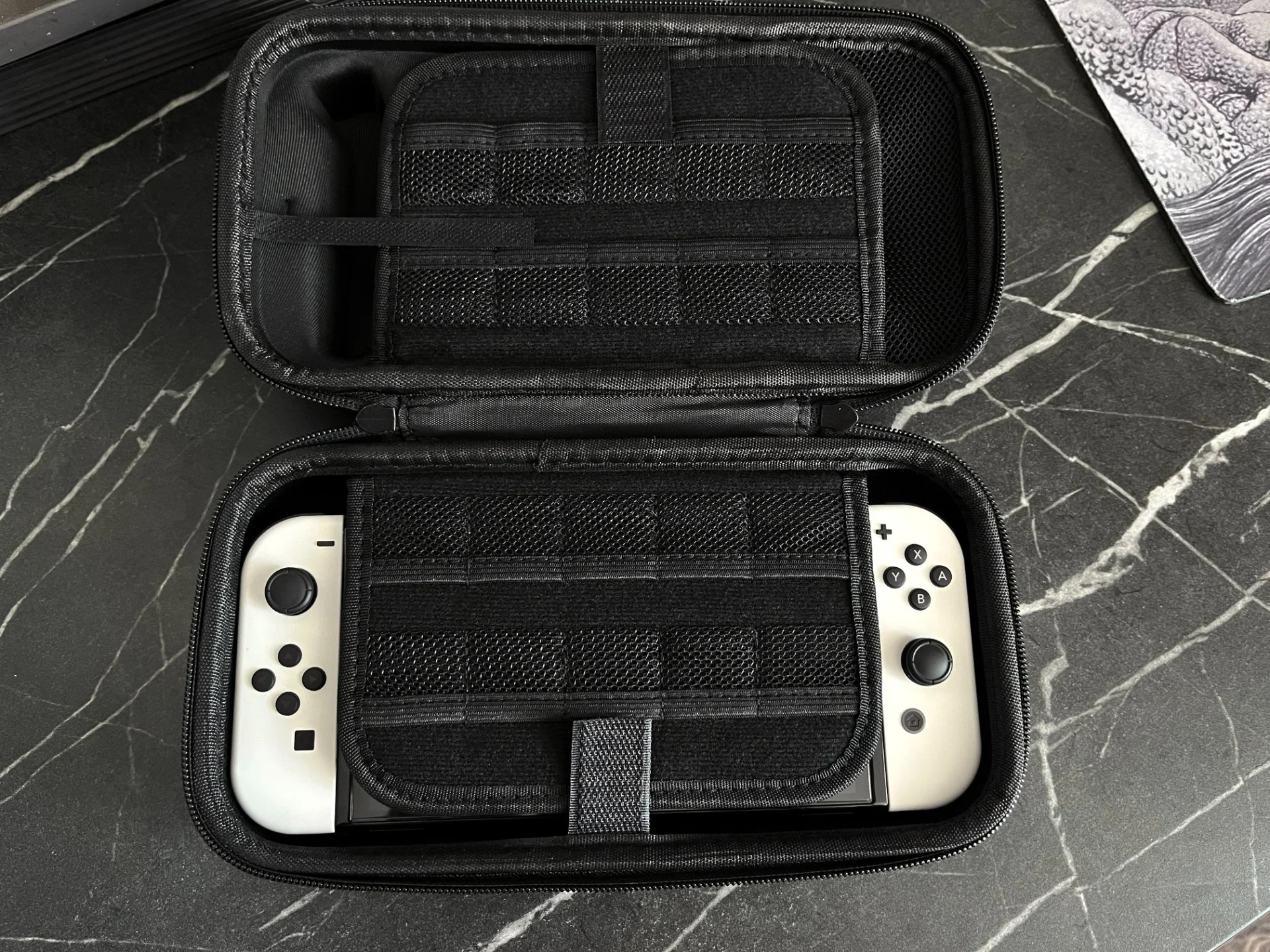 Nintendo Switch Oled - миниатюра 5