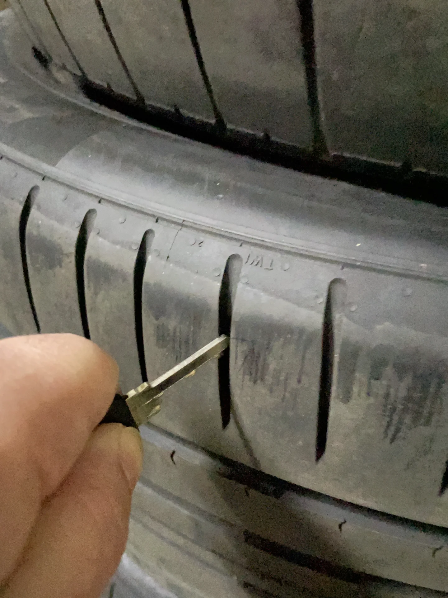 Pirelli PZero 315/40/21 - миниатюра 4
