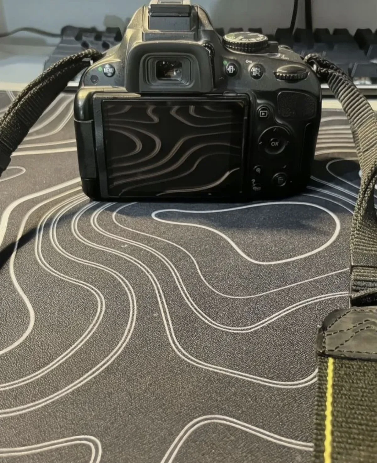 Nikon D5100 + объектив 18-55mm VR - миниатюра 4