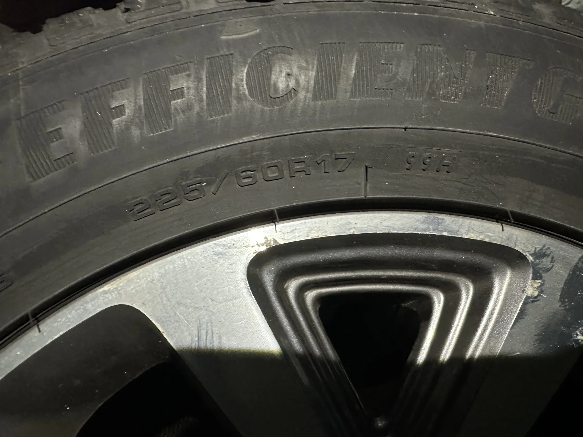 Goodyear EfficientGrip 225/60 R17 99H - миниатюра 10
