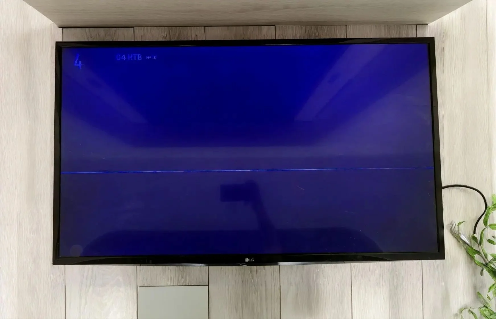 Телевизор LG 43UH610V - миниатюра 2