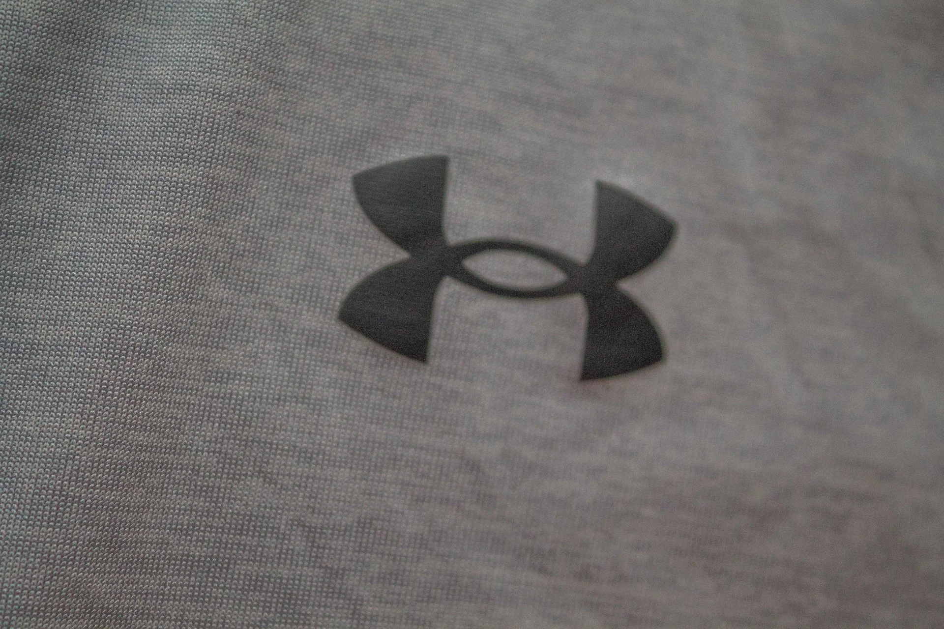 Футболка Under Armour спортивная - миниатюра 3