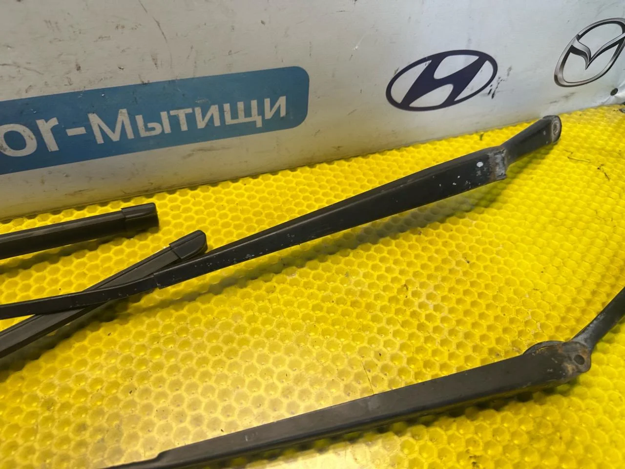 Поводок стеклоочистителя Ford Focus рест. 2004 - миниатюра 4