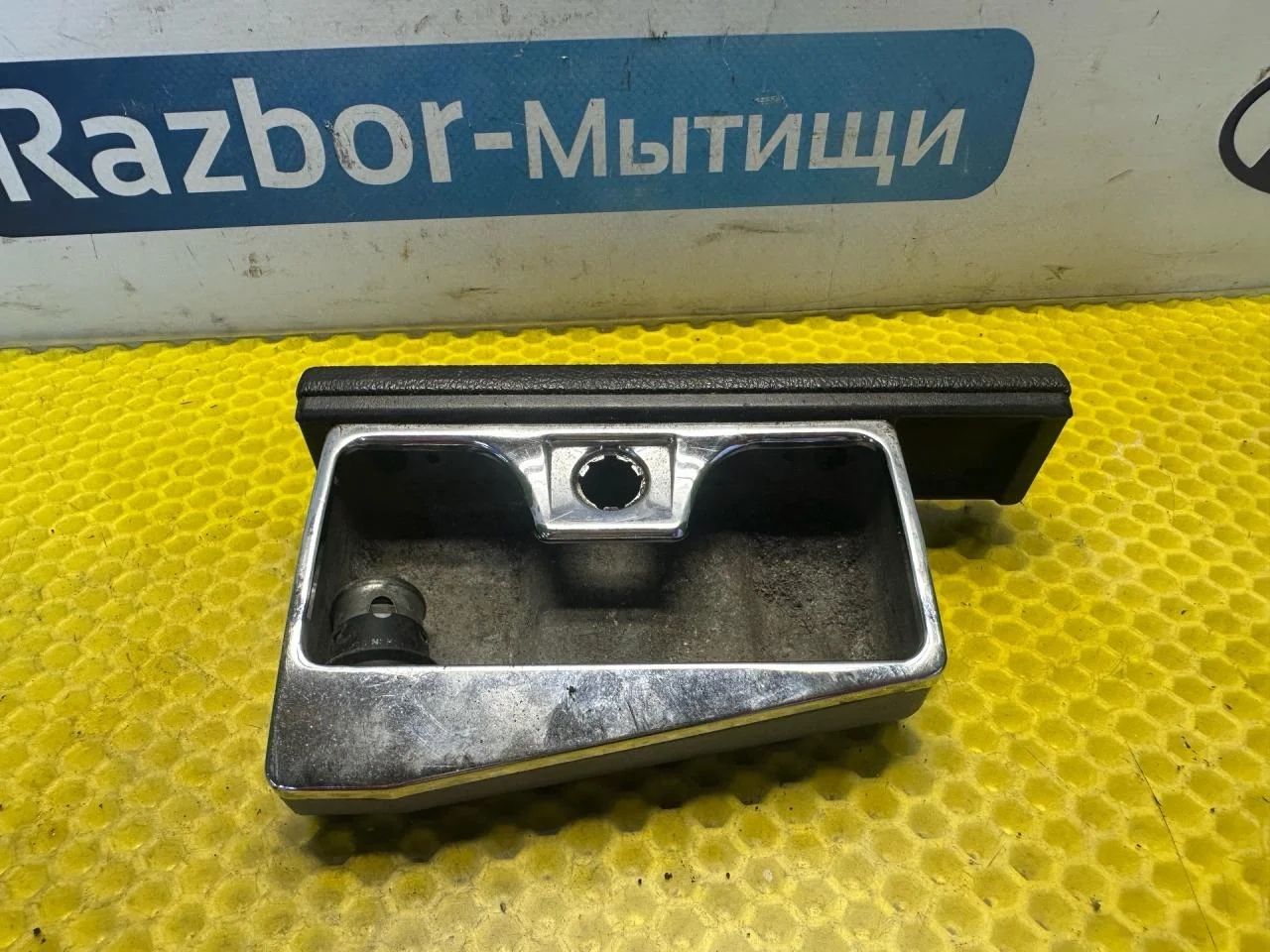 Прикуриватель BMW 5 E34 1990 - миниатюра 5