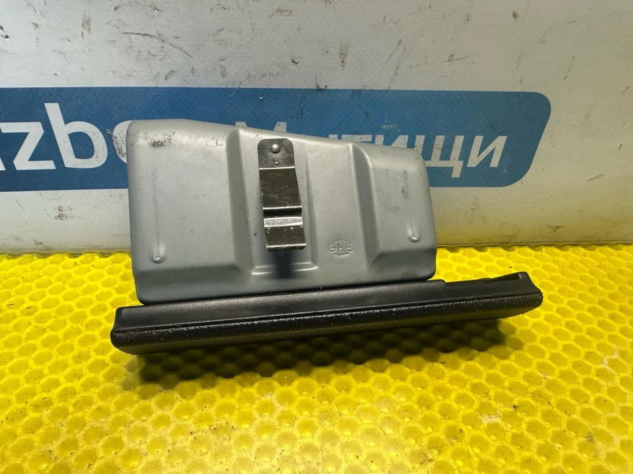 Прикуриватель BMW 5 E34 1990 - миниатюра 6