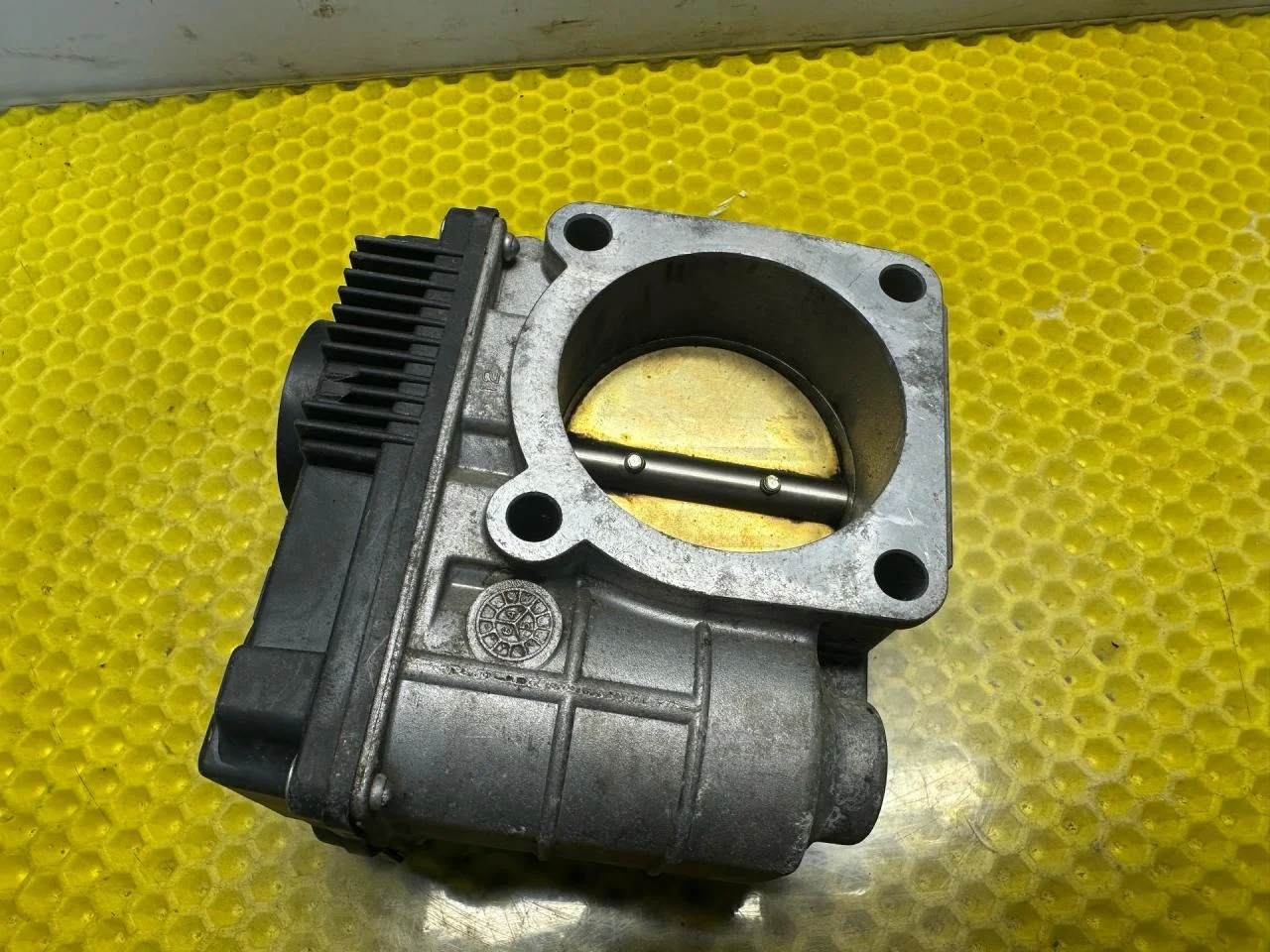 Дроссельная заслонка Nissan Almera N16 SERA 576-01 - миниатюра 4