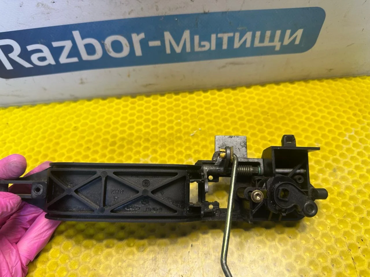 Ручка наружная двери передней правой Ford Focus - миниатюра 4