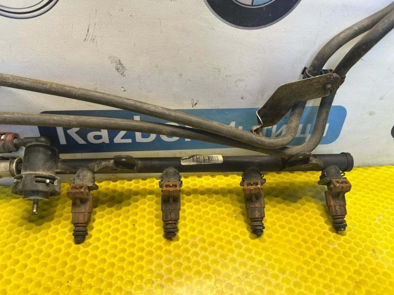 Топливная рампа Ford Focus рест. 2004 - миниатюра 3