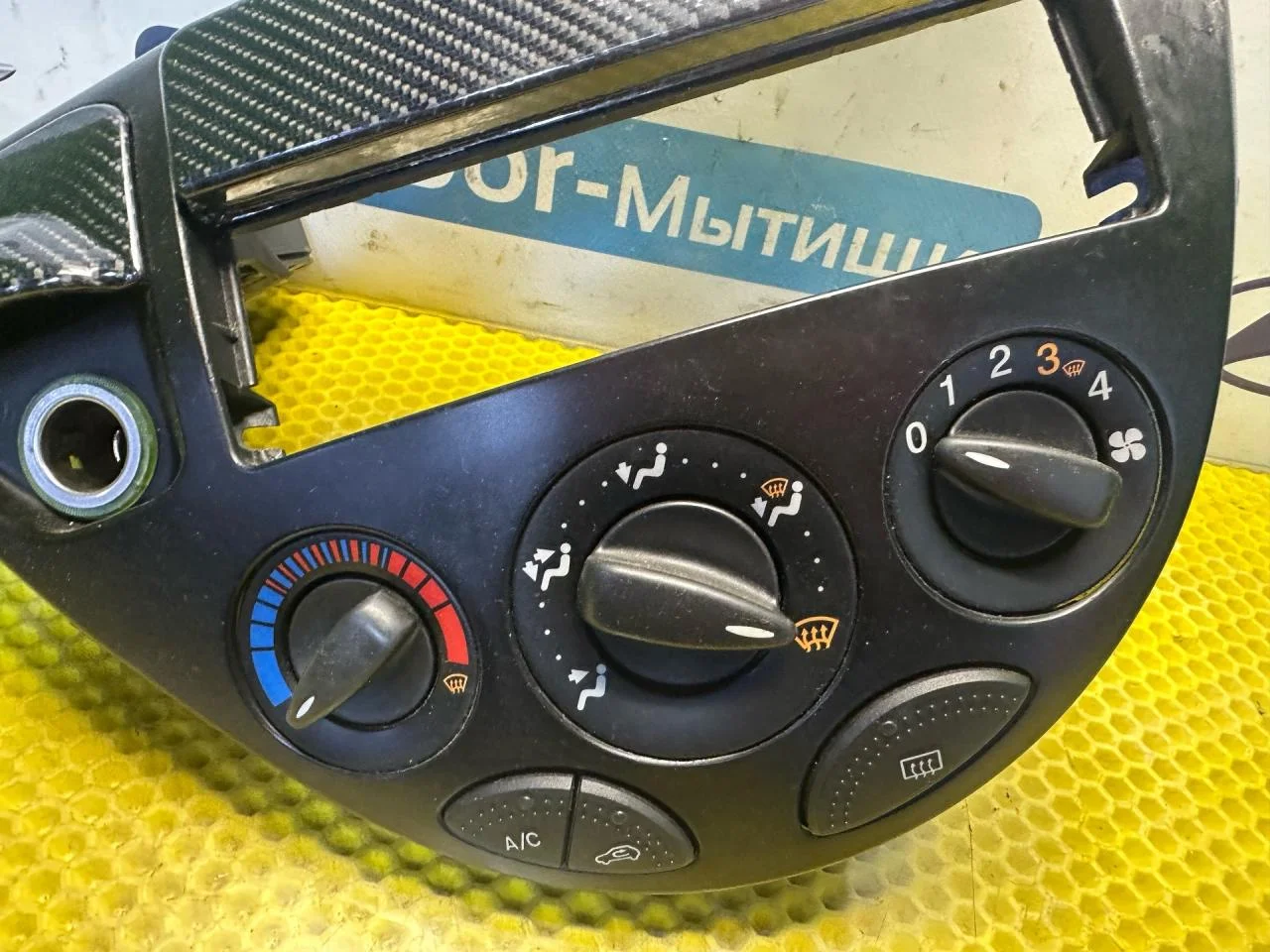 Блок управления печки/климат-контроля Ford Focus - миниатюра 5